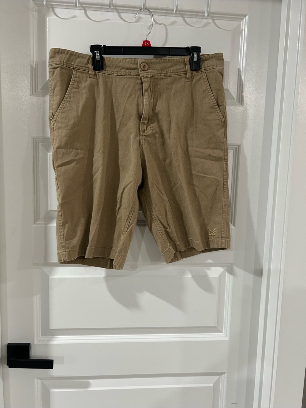 Zoo York Men's Tan Flat Front Shorts